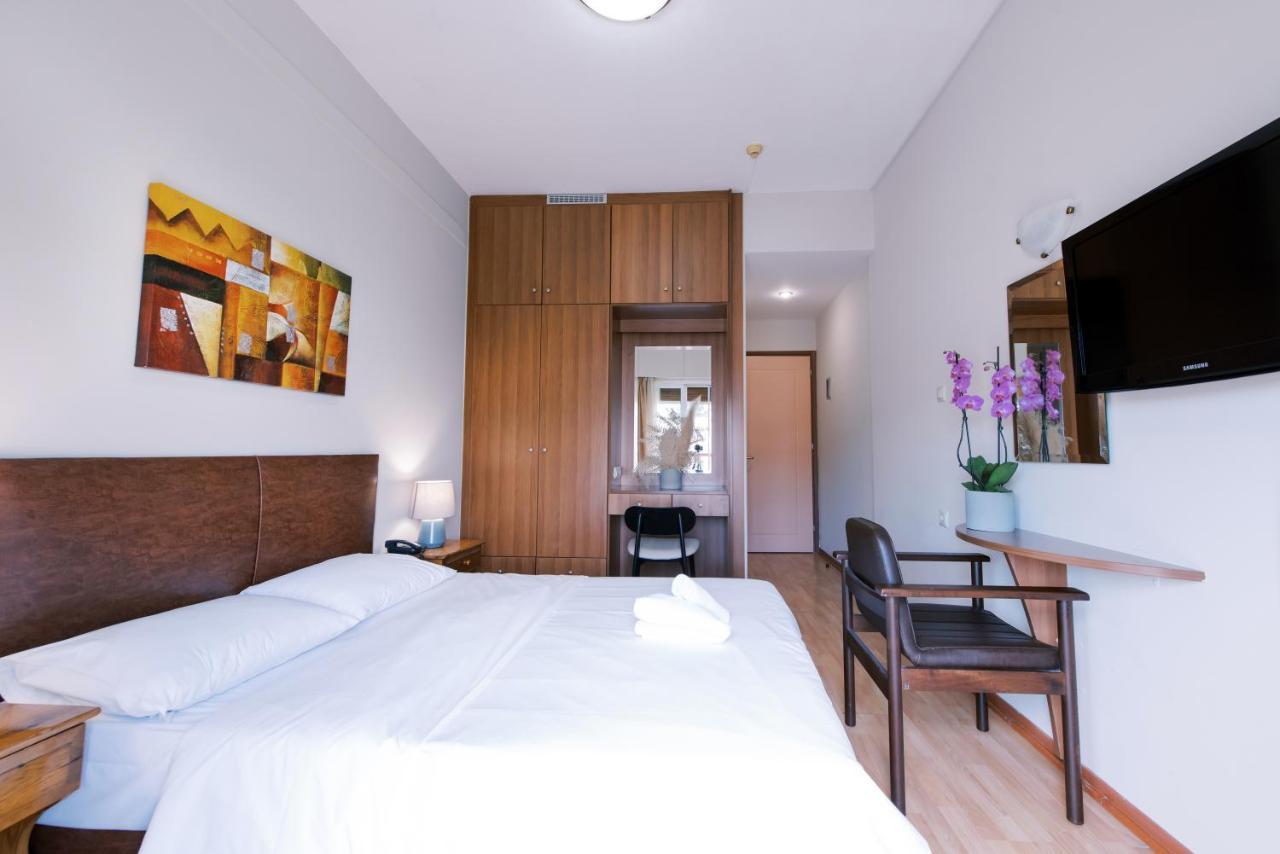 Hotel Cronos Arta Esterno foto