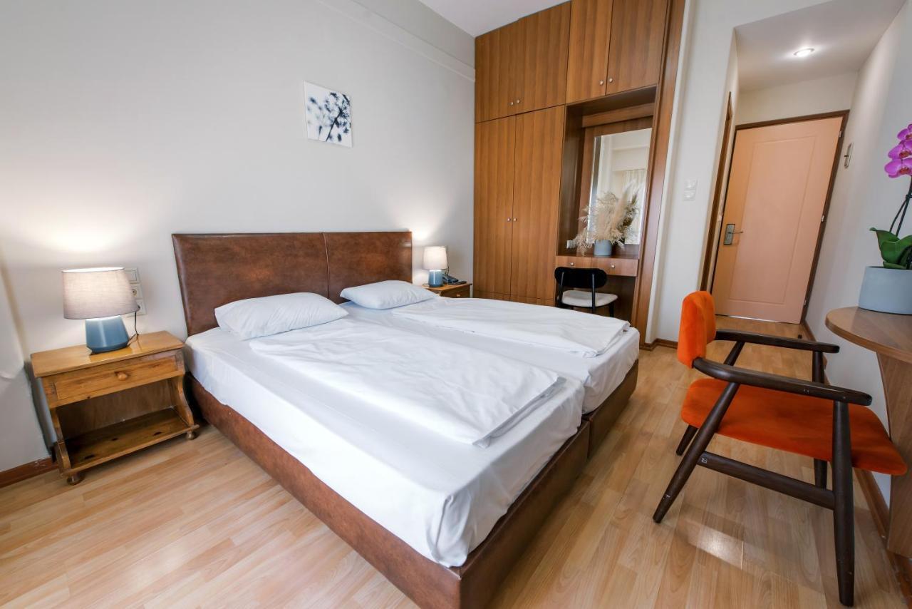 Hotel Cronos Arta Esterno foto